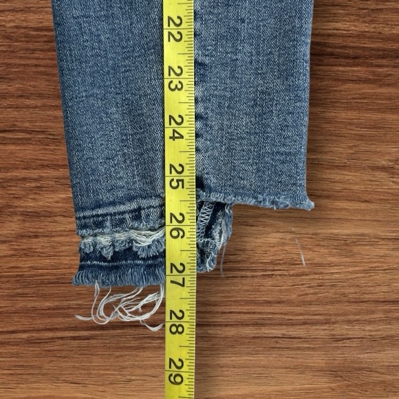 Current/Elliott Skinny Mid-Rise Raw Hem Distressed Jeans Sz: 25 - Picture 12 of 16